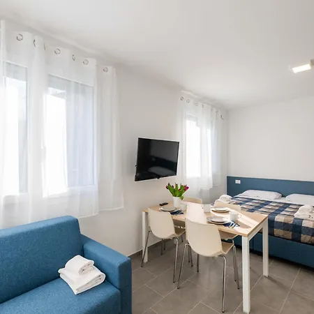 Feel - Palazzo Ortelli Apartamento *